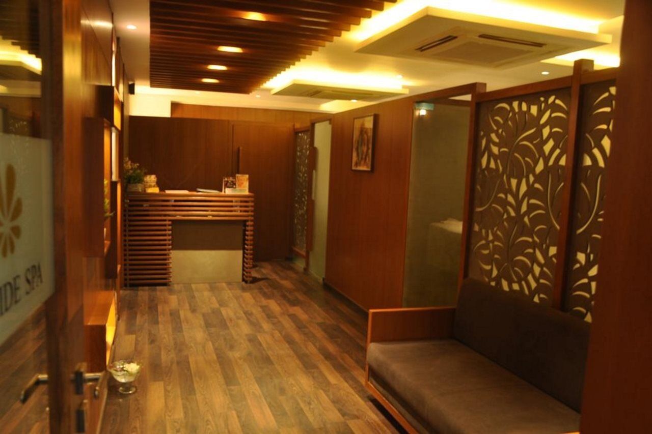 The Gold Beach Resort Daman Exterior foto