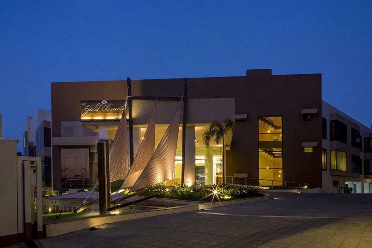 The Gold Beach Resort Daman Exterior foto