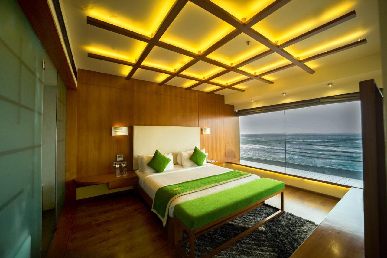 The Gold Beach Resort Daman Exterior foto