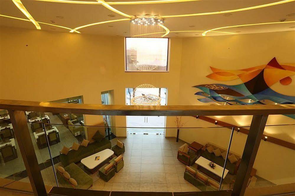 The Gold Beach Resort Daman Exterior foto